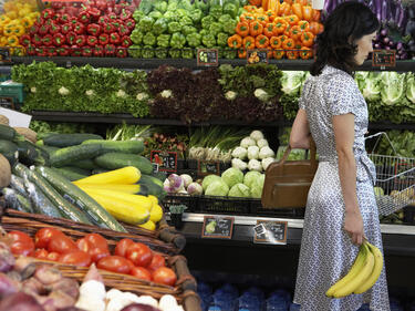 Край на съмненията дали плодовете в хипермаркетите са пресни