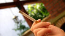 Непушачите не могат да наваксат оборота на пушачите по заведенията