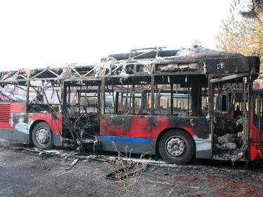 Граната избухна в автобус пълен с пътници