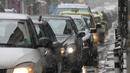 Сутрешен сюрприз за шофьорите - сняг по автомобилите