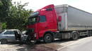 Сблъсък между камион и лек автомобил затапи пътя Русе - Бяла