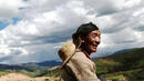 Как оцеляват тибетците на голяма височина? 