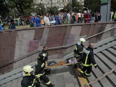 Tрагедията в московското метро придобива все по-ужасяващи размери (СНИМКИ)