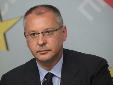 Станишев: Юнкер е избран на базата на резултатите от европейските избори