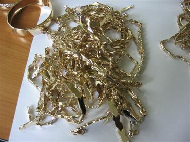 Митничари "спасиха" златни накити за почти 57 000 лева 