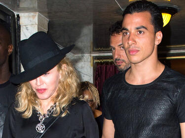 Мадона се забърка в любовен триъгълник с дъщеря си 