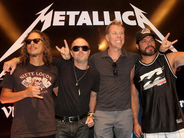 Metallica "атакуват" пазара с 27 албума с концертни записи
