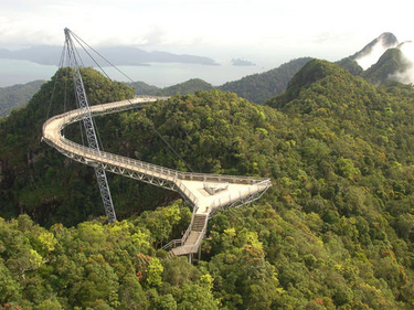 Най-уникалните мостове в света (СНИМКИ)