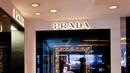 Prada „подгрява“ с добри новини преди листването в Хонконг