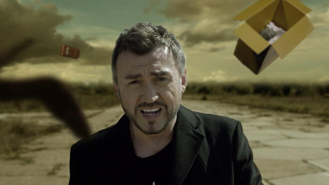 Любо Киров се изправя срещу Апокалипсиса във видеото към песента "Знам" 