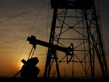 Проблемен добив на петрол в Източна Либия още месец