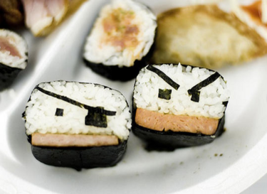 Смях: Не сте виждали по-забавни хапки суши! (СНИМКИ)

