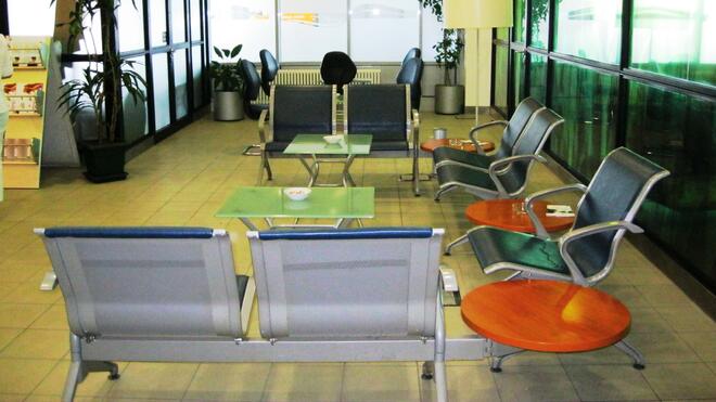Бездомник от България обитава летище в Мадрид
