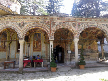 В Троянския манастир миряни ще бъдат обучени да проповядват 
