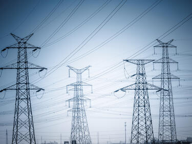 ЕСО модернизира електрическата мрежа заради нарасналото производство на зелен ток