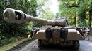Германец пенсионер укрил 44-тонен танк в мазето си (СНИМКИ)

