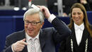 Юнкер: Гърция остава в еврозоната