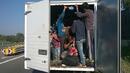 3 деца в критично състояние при нов случай на камион с 26 мигранти в Австрия