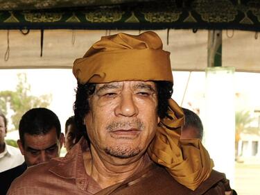 Ракети удариха „покоите“ на Кадафи
