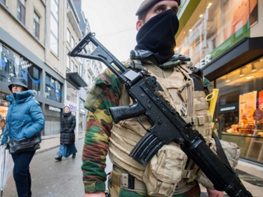 Извънредните мерки за сигурност в Брюксел остават и утре