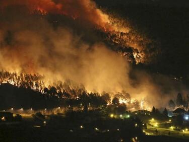 Огнен ад в Испания! Над 40 горски пожара бушуват в северната и централна част