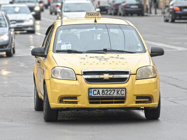 Московски отиде при таксиметровите шофьори, те вдигнаха блокадата