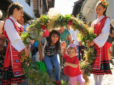 Над 40 общини в туристическо изложение във Велико Търново