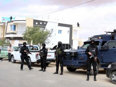 Нов терористичен акт и двама ранени в Тунис