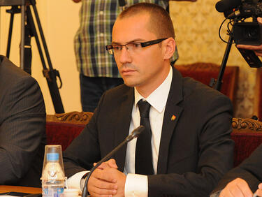 Джамбазки в комисията за разследване на Панамските досиета