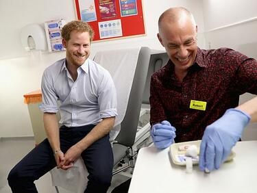 Принц Хари си направи онлайн тест за СПИН