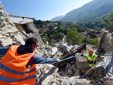 Нови разрушения в Италия след силни вторични трусове 