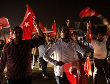 28 000 учители уволнени след метежа в Турция, още 9000 отстранени