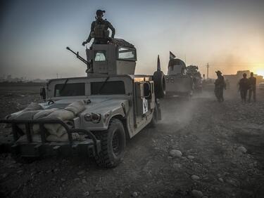 Иракската армия отново настъпва към Мосул