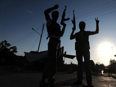 Бунтовниците в Сирия се дърпат от мирните преговори