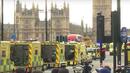 Продължава да расте броят на загиналите в Лондон, отиде си и полицай