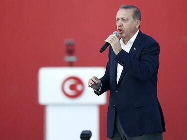 Ердоган призова и кюрдите да гласуват за повече власт в ръцете му