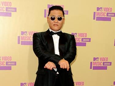 Манията "Gangnam Style" направи Psy милионер