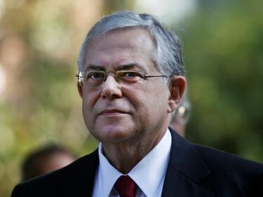 Атентат срещу бивш гръцки премиер в Атина (ВИДЕО)
