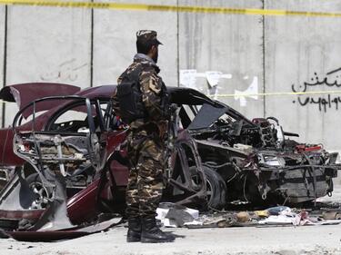 Кола-бомба избухна близо до посолството ни в Кабул