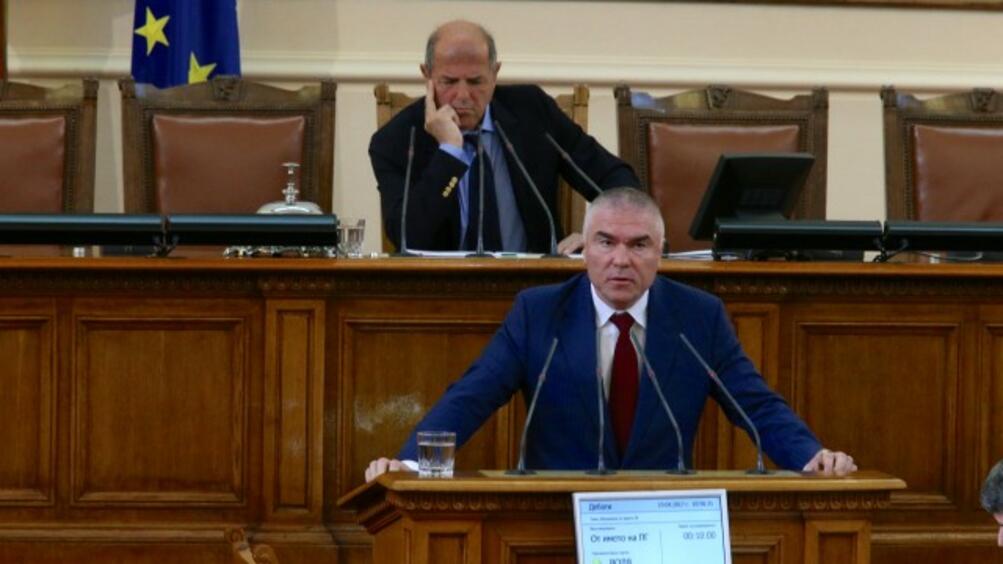 Главният прокурор Сотир Цацаров поиска имунитета на зам.-председателя на парламента