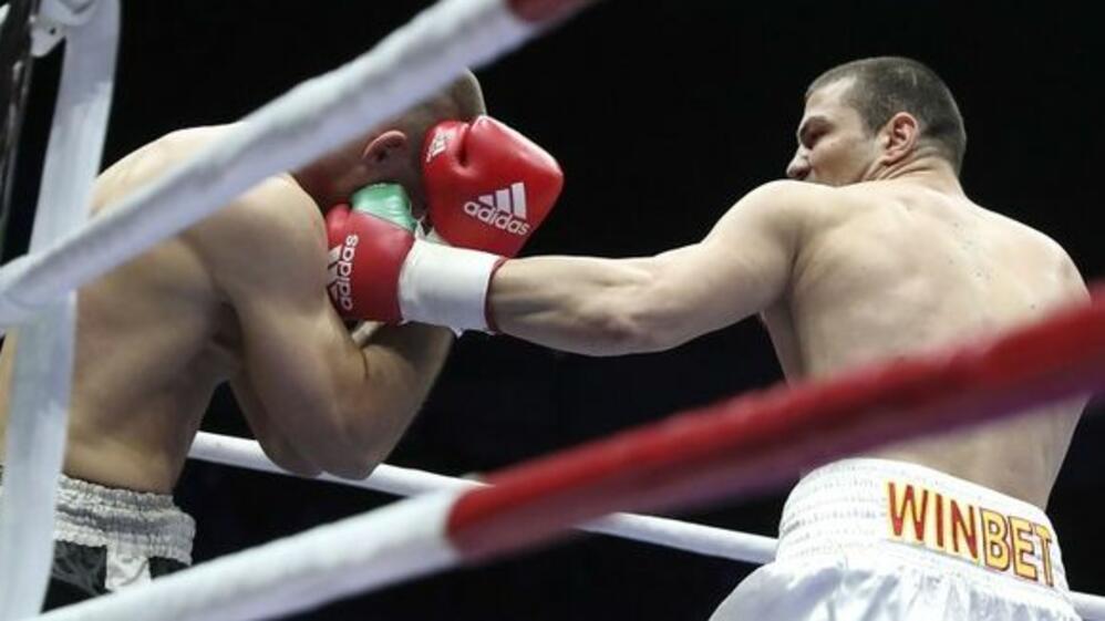 Българският боксьор Тервел Пулев за пореден път се представи на
