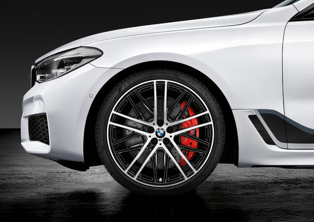 Още първите BMW-та 6 Gran Turismo идват с компоненти на M Performence (СНИМКИ)