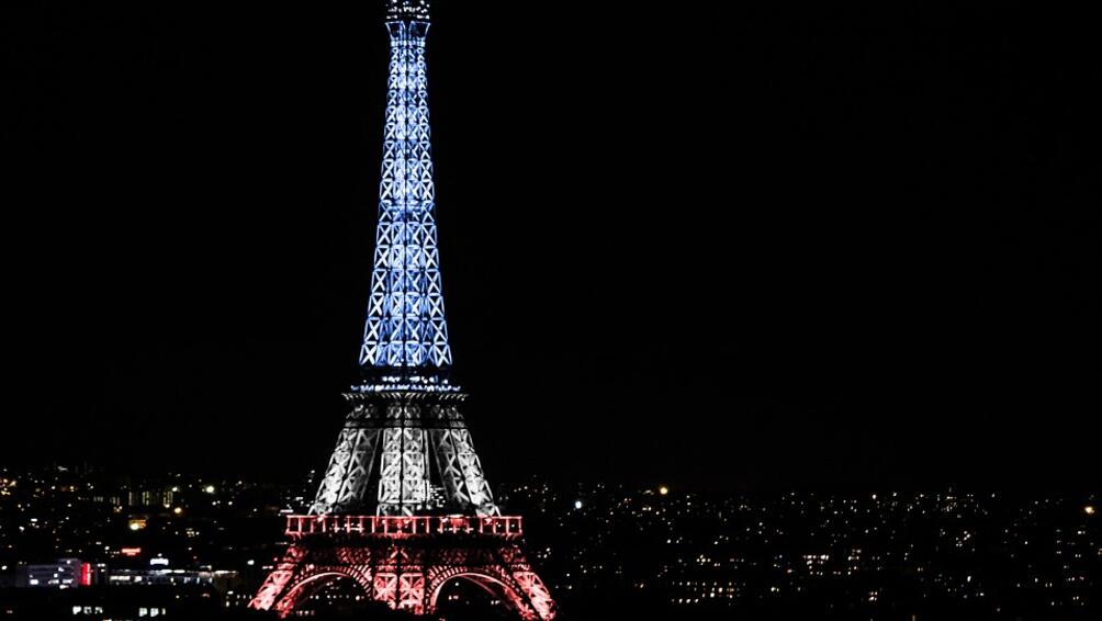 Франция празнува и скърби едновременн вчера Със засилени мерки за