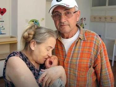 60-годишна сръбкиня роди и мъжът й я заряза