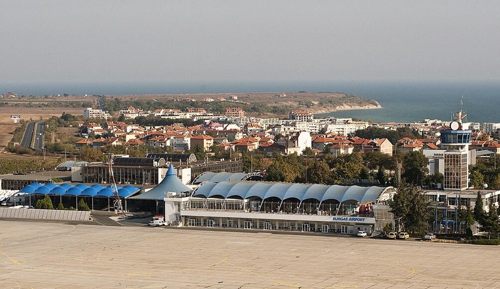 РВД (BULATSA) отбеляза рекорден брой полети на бургаското летище "Сарафово"