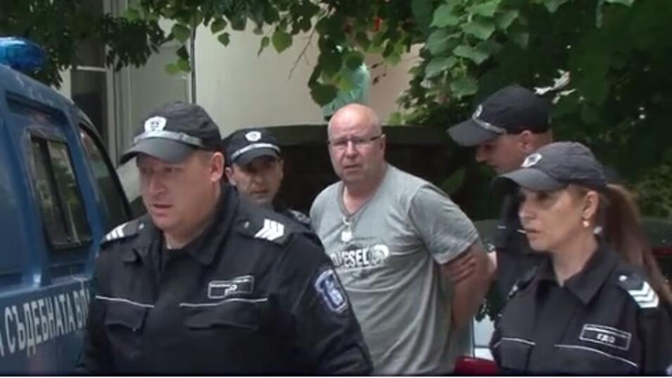 След закрито заседание на 18 юли Бургаският окръжен съд е