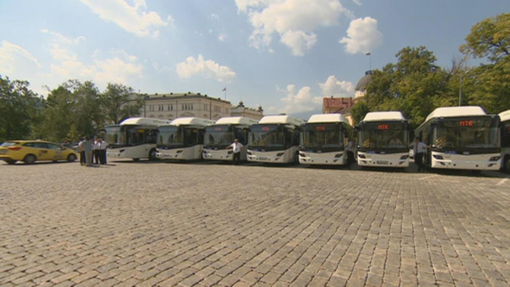 От утре в София тръгват 20 нови автобуса Те ще