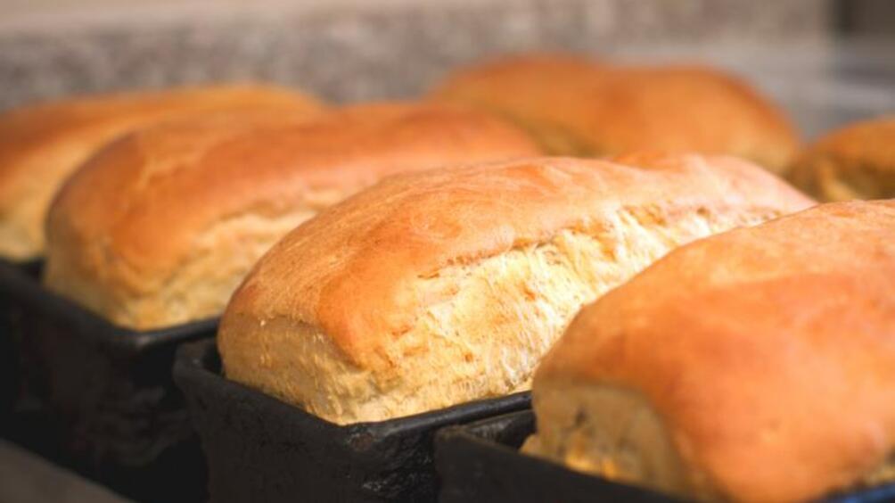Хлябът най-вероятно ще поскъпне през октомври. Това съобщи по телевизия