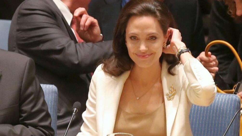Анджелина Джоли е оставила на заден план киното, за да