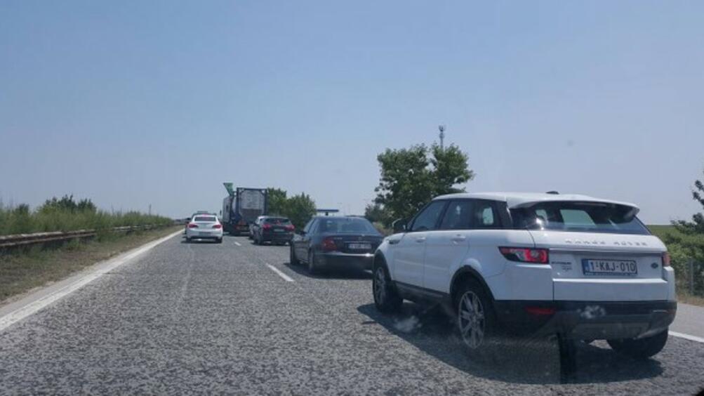 Временно е спряно движението по автомагистрала Тракия в посока София